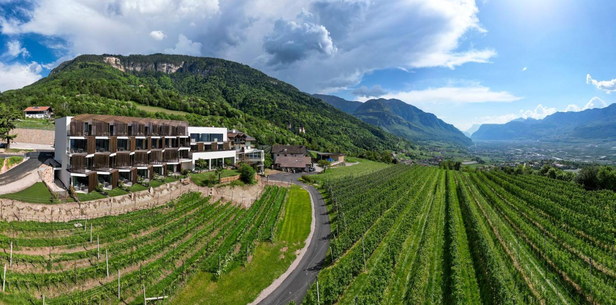 Hotel Tenz 2025 Montagna Kültér fotó