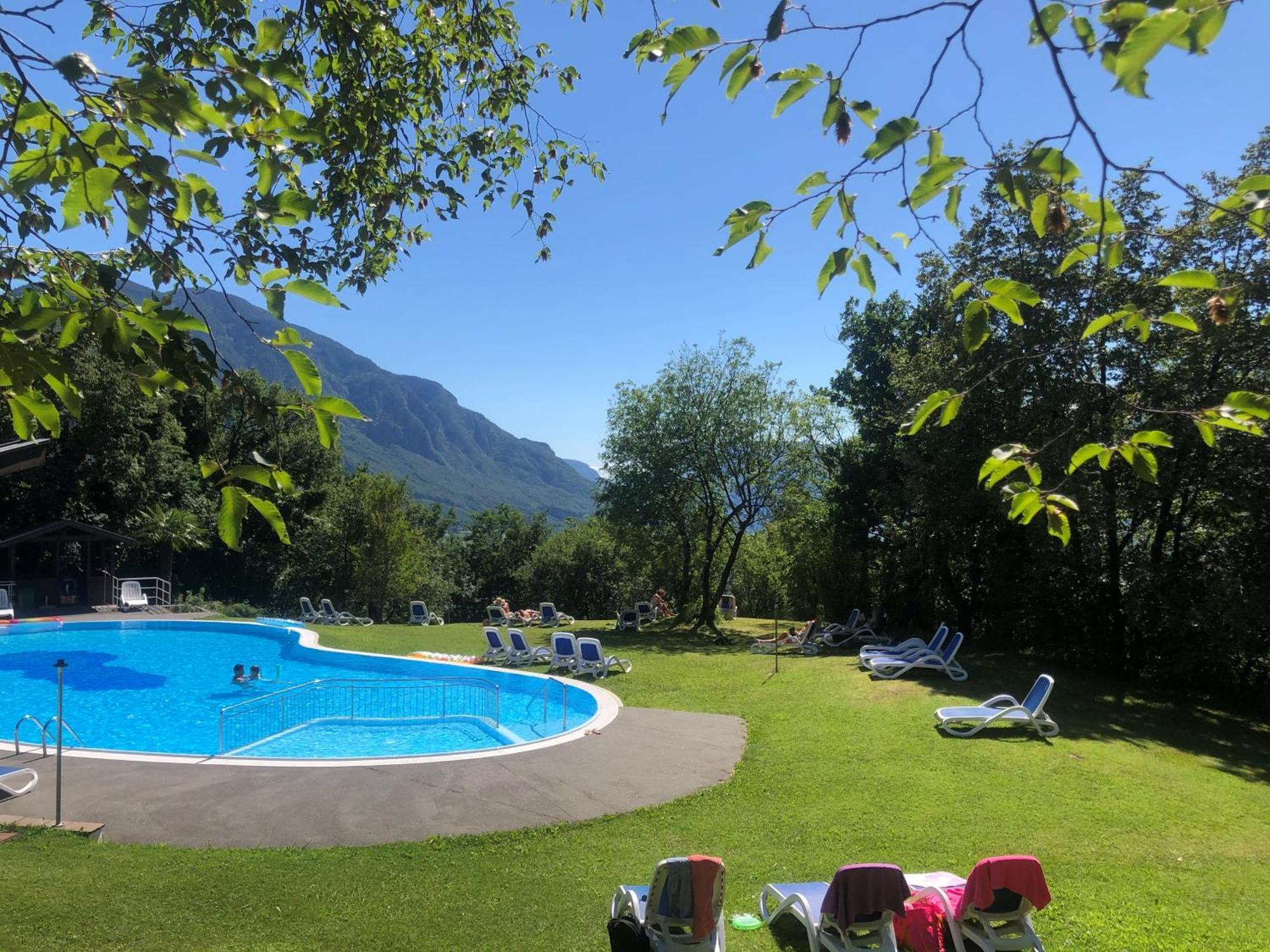 Hotel Tenz 2025 Montagna Kültér fotó