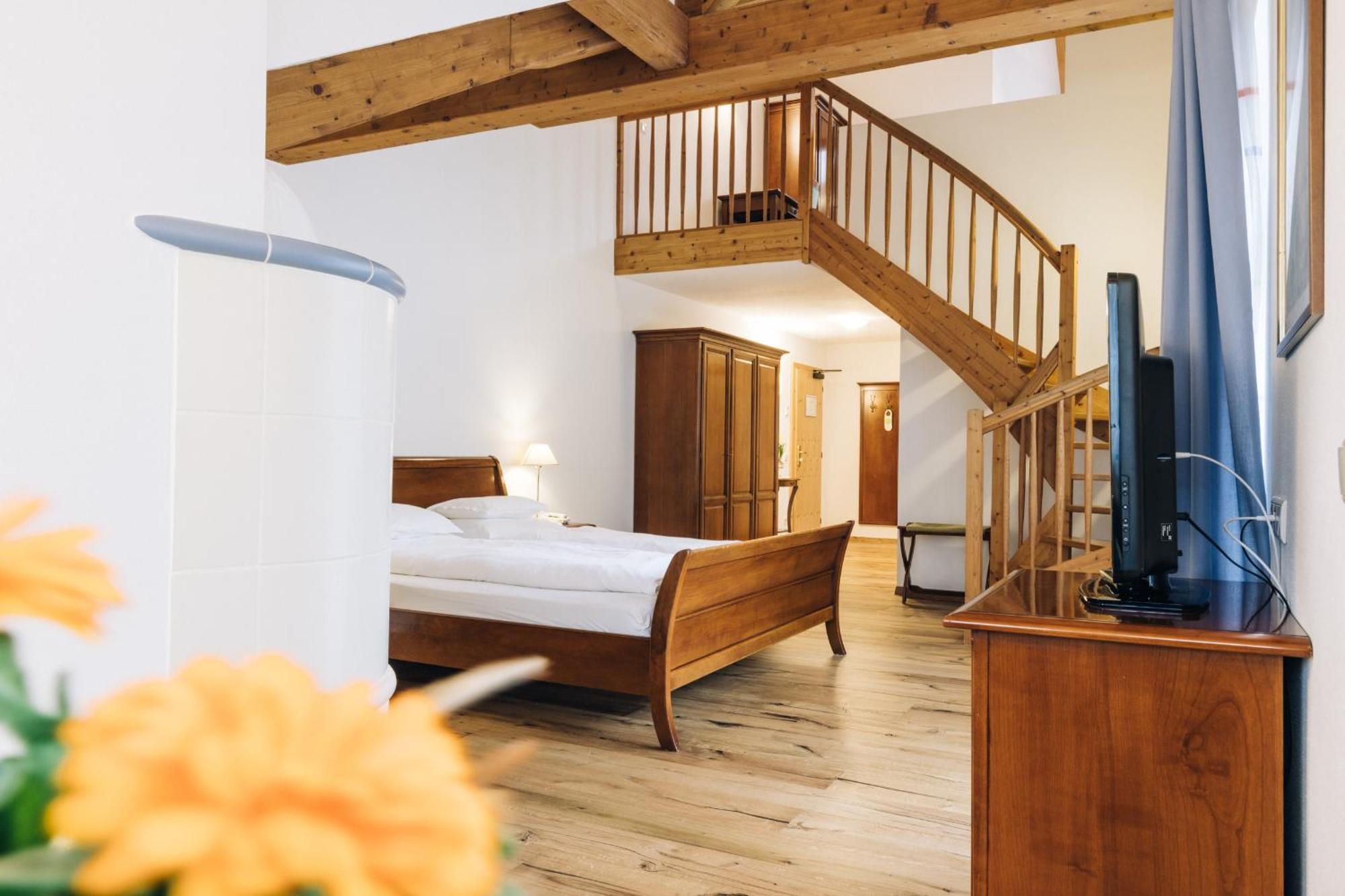 Hotel Tenz 2025 Montagna Kültér fotó