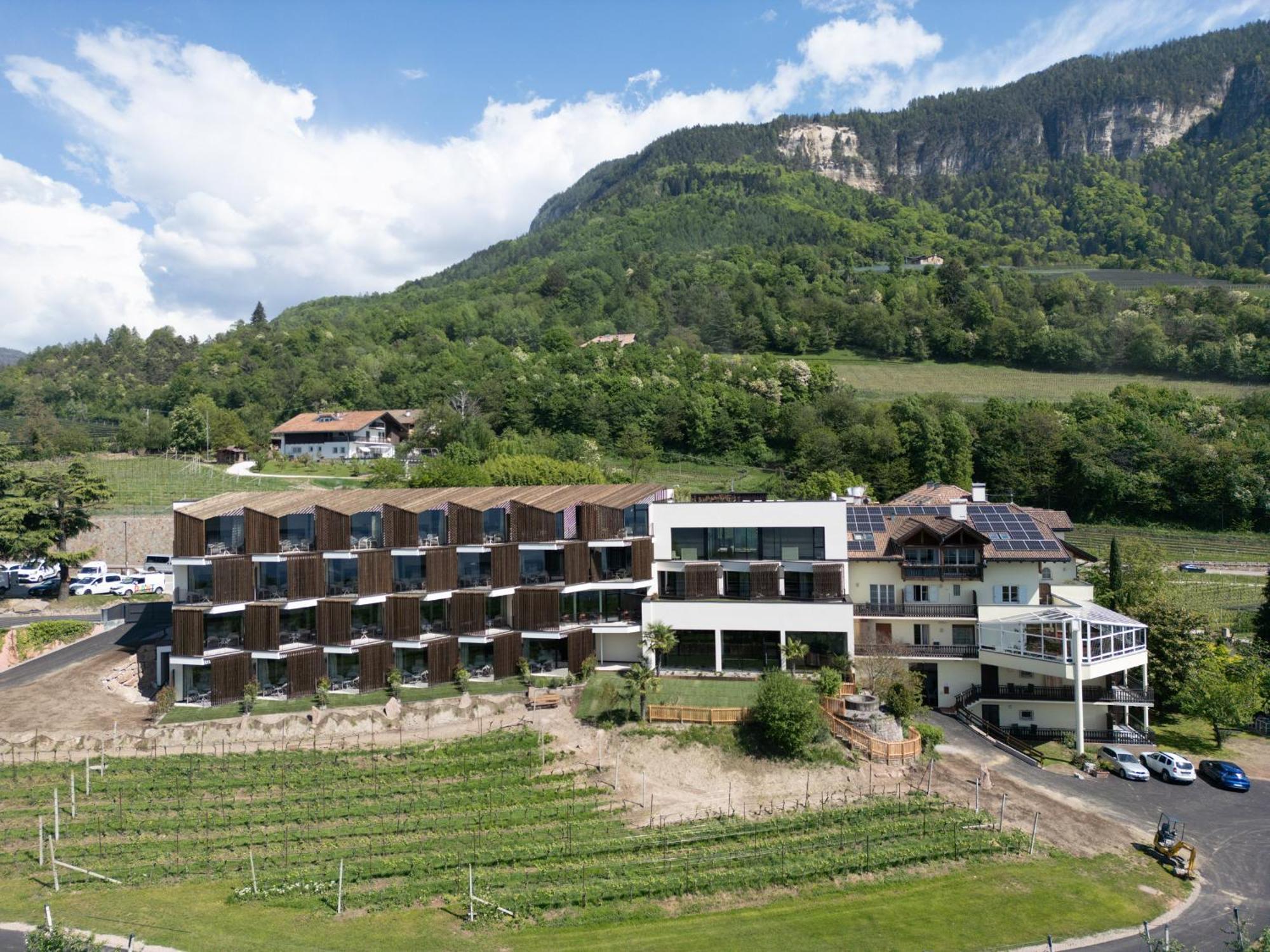 Hotel Tenz 2025 Montagna Kültér fotó
