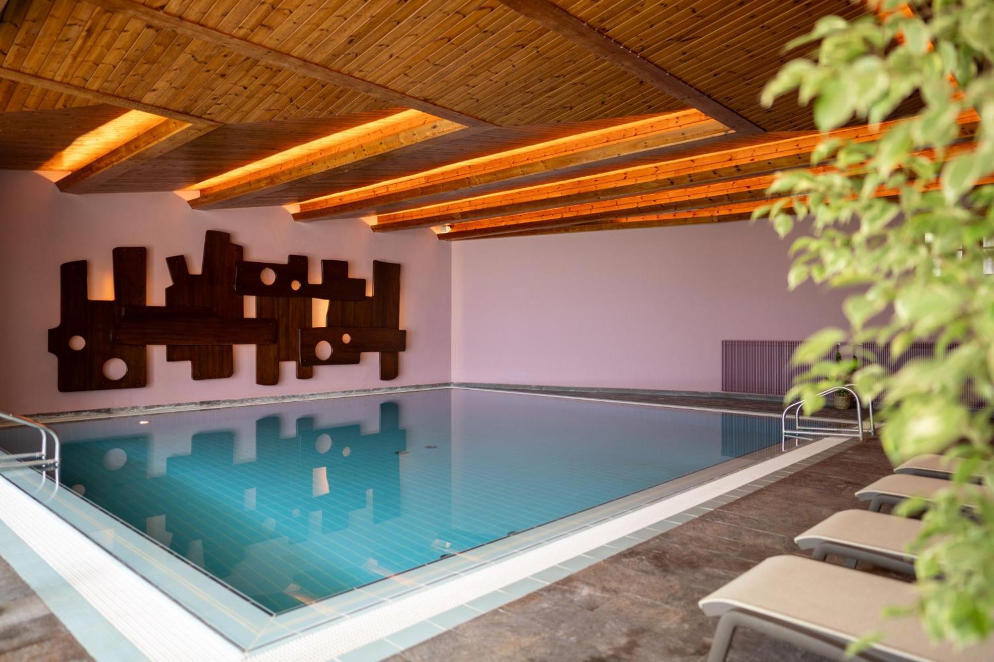 Hotel Tenz 2025 Montagna Kültér fotó