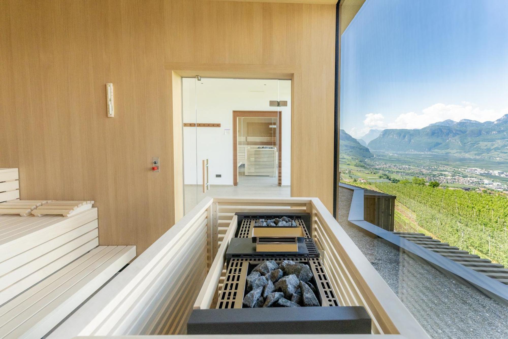 Hotel Tenz 2025 Montagna Kültér fotó