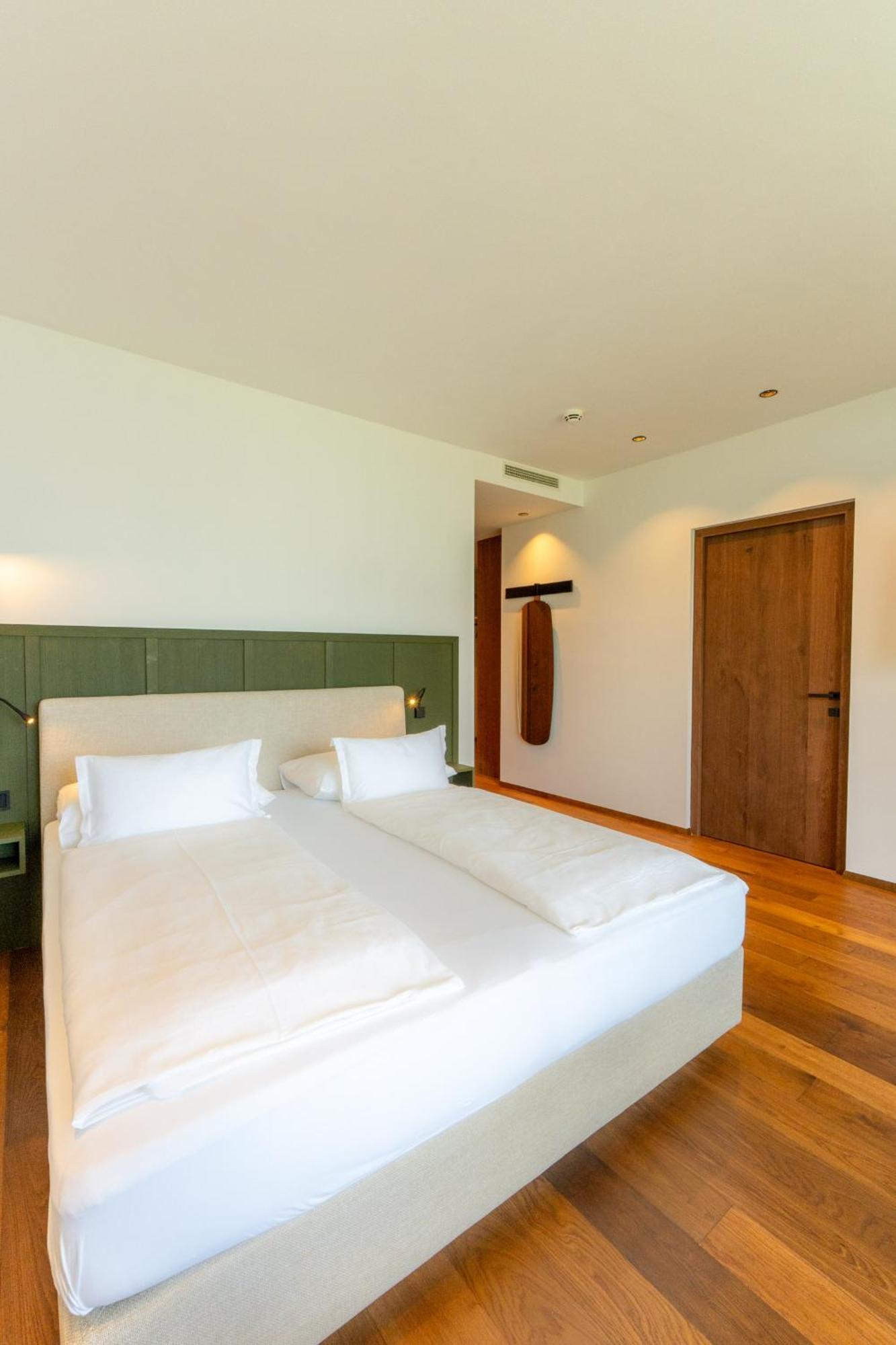 Hotel Tenz 2025 Montagna Kültér fotó