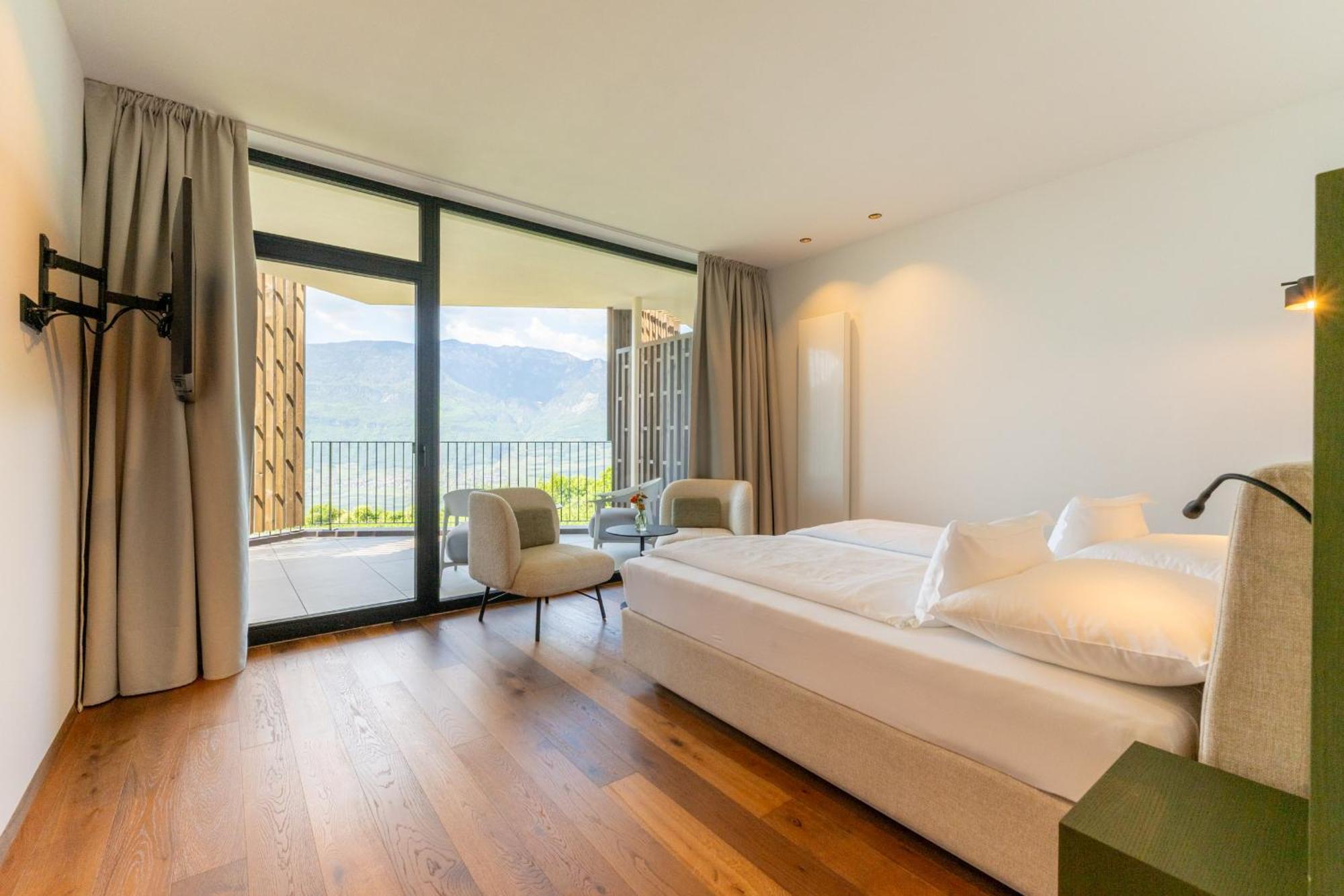 Hotel Tenz 2025 Montagna Kültér fotó